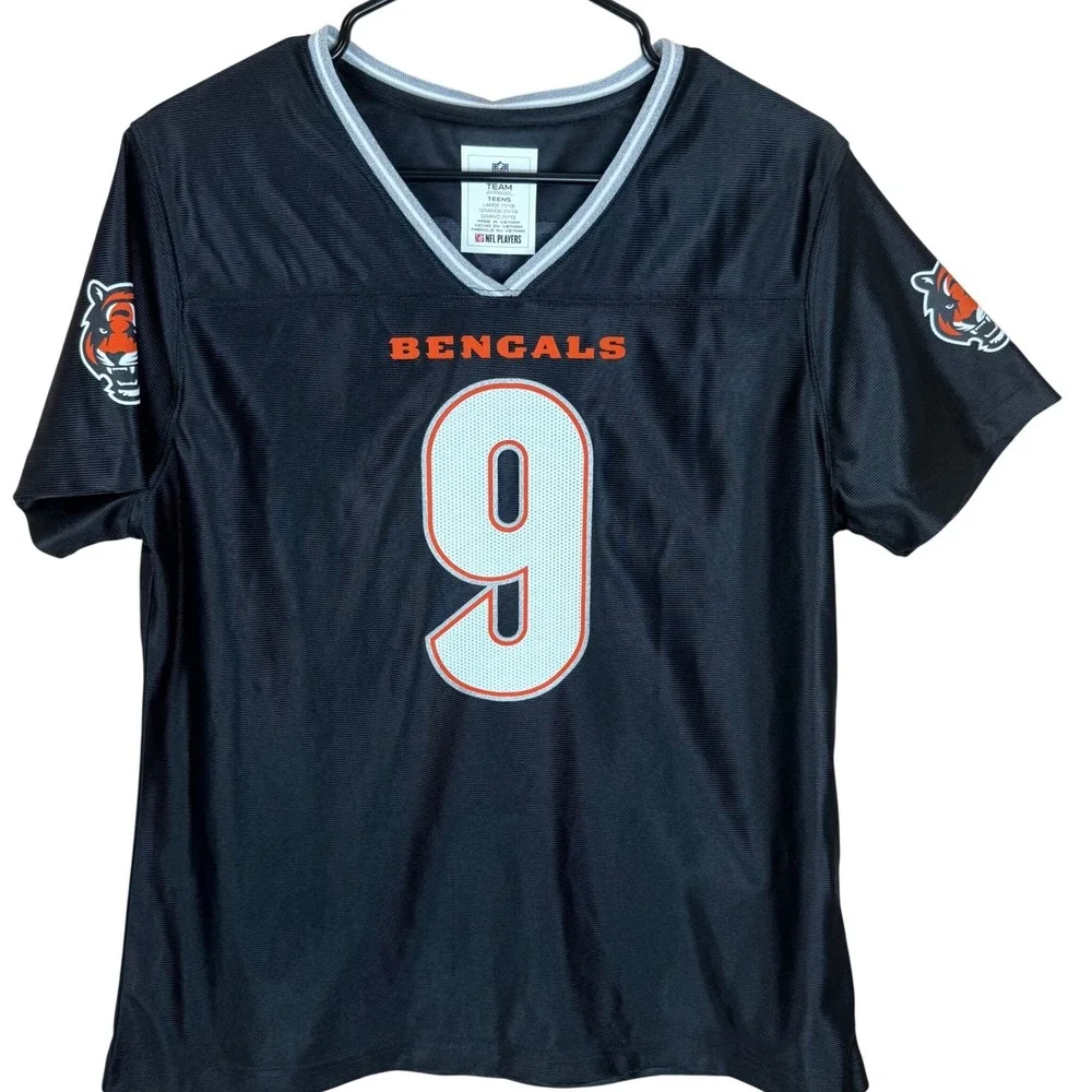 NFL Team Apparel Cincinnati Bengals Joe Burrow 9 Jersey Teens Large‎ Black NEW